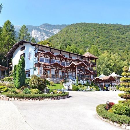 Hotel Ristorante Scoiattolo Sporminore Экстерьер фото