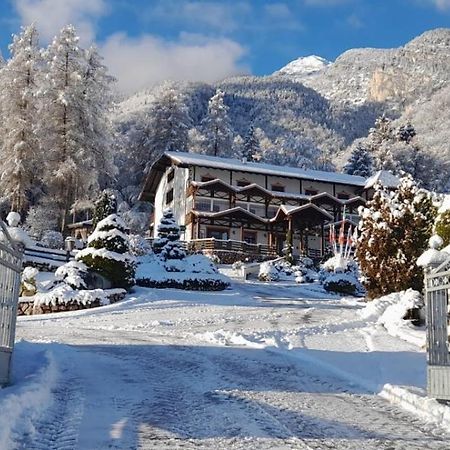 Hotel Ristorante Scoiattolo Sporminore Экстерьер фото