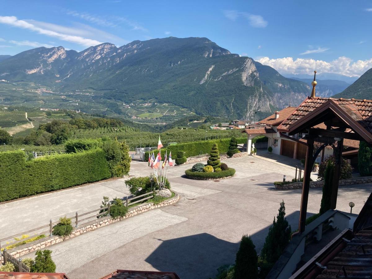 Hotel Ristorante Scoiattolo Sporminore Экстерьер фото